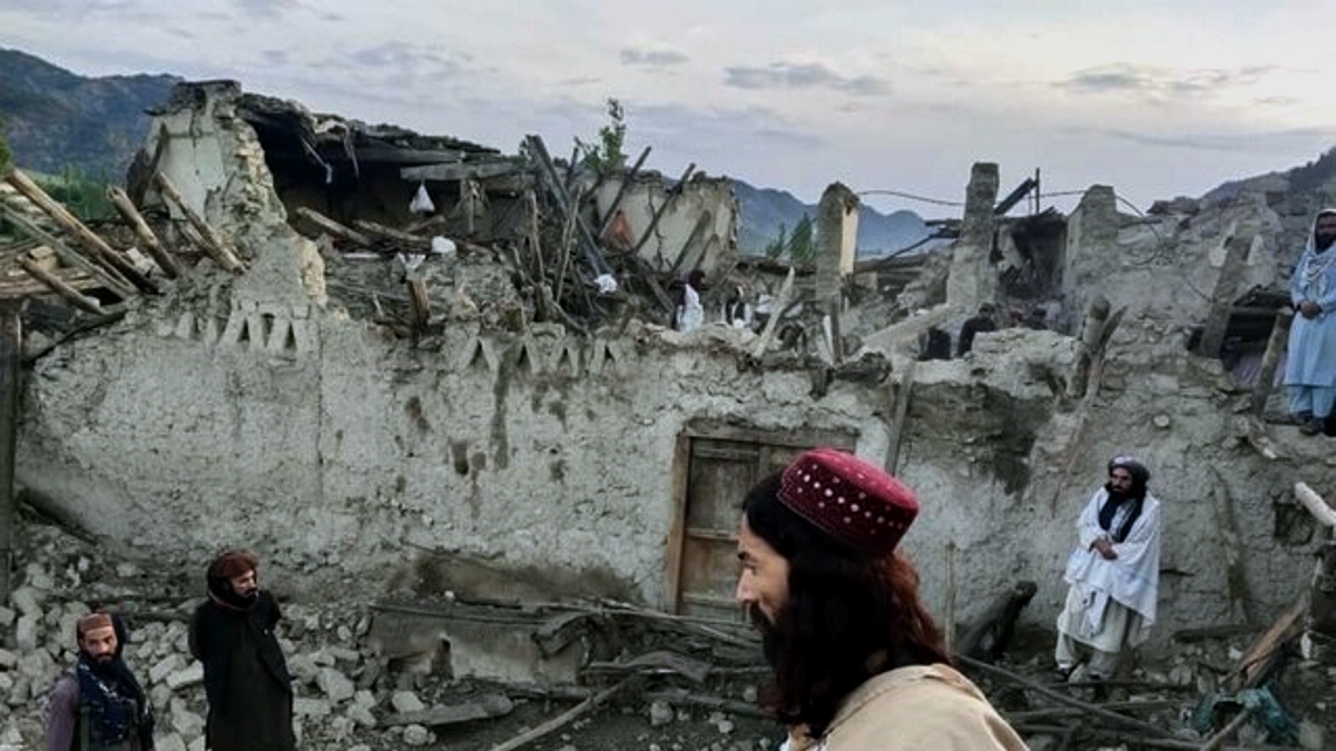 Más de mil muertos por terremoto en Afganistán