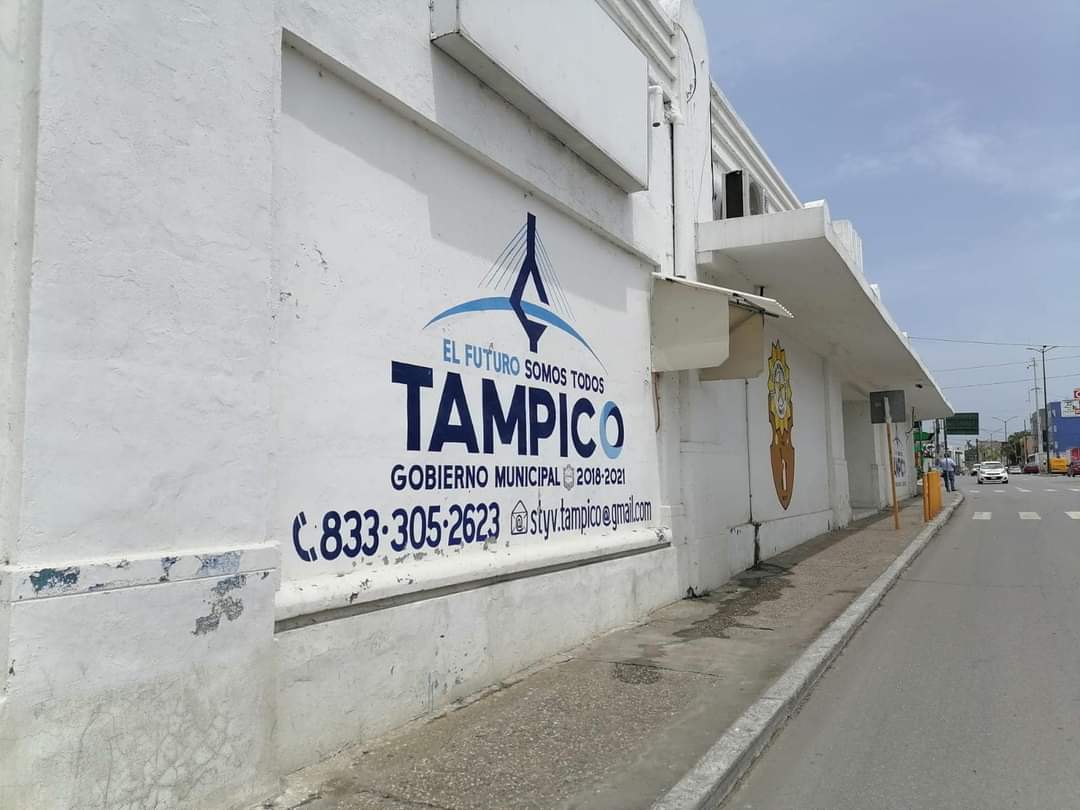 Tránsito cierra la puerta para exagentes