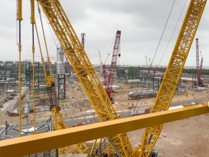 La Secretaría de Marina pide 6 mil millones de pesos (mdp) para construir, operar y mantener una zona naval en Dos Bocas.