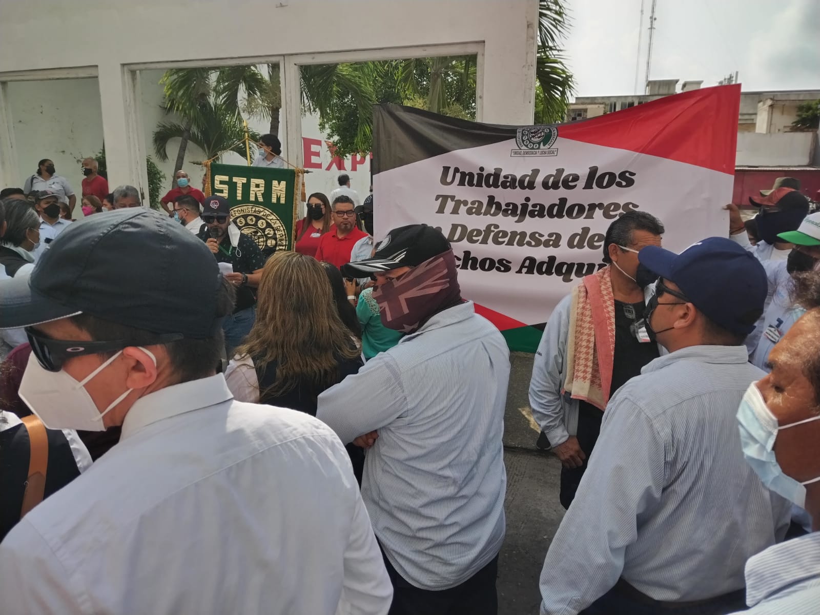 telefonistas amenazan con huelga