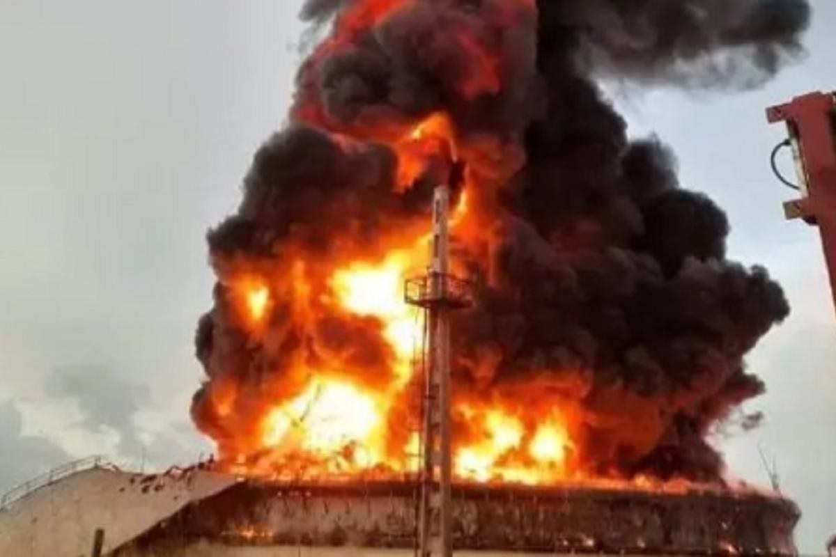 Pemex y Sedena a Cuba