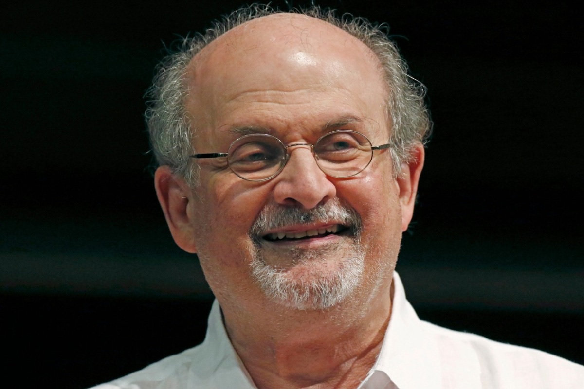 ataque contra Salman Rushdie