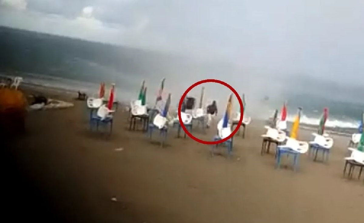 Graban tromba marina en playa