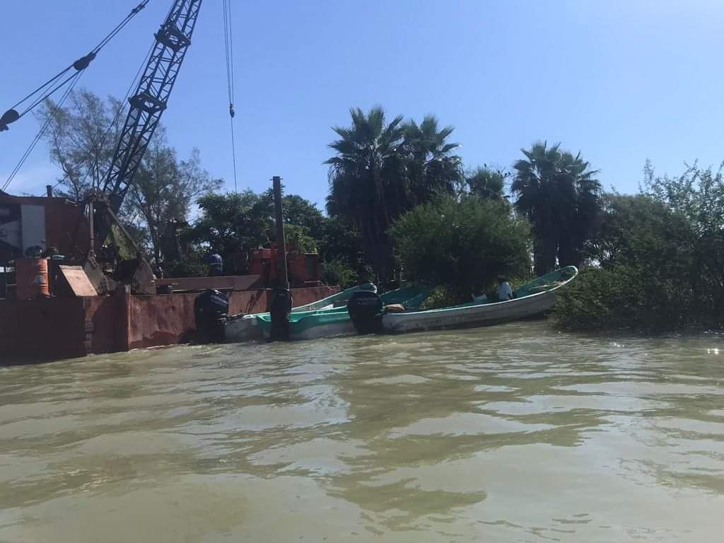 reparación del dique el Camalote