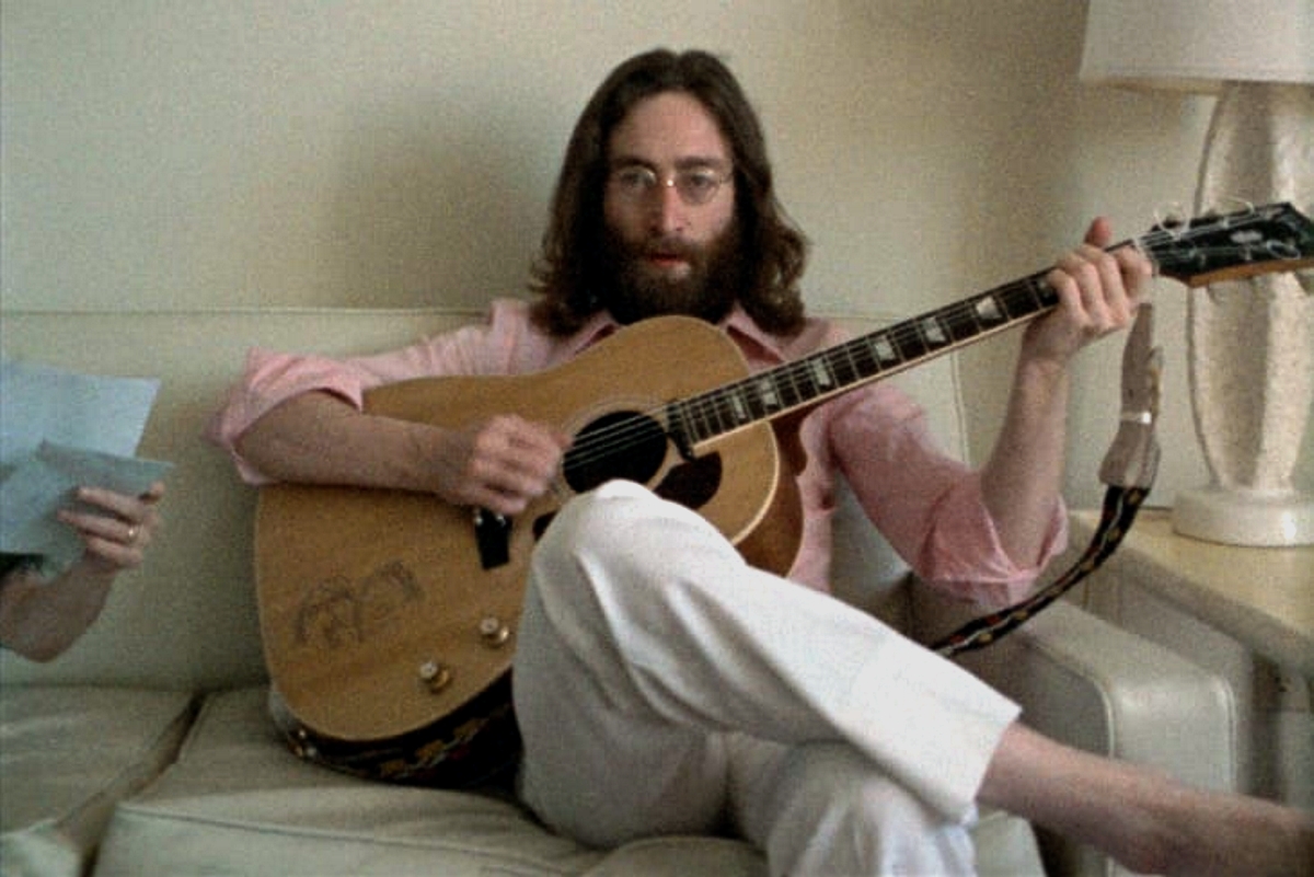 Se subastará carta de John Lennon a Paul McCartney