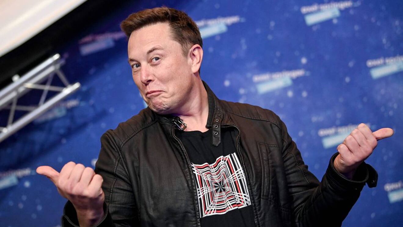 Elon Musk acusa a la red social, Twitter de fraude al retirar la compra de la empresas por 44 mil millones de dólares.
