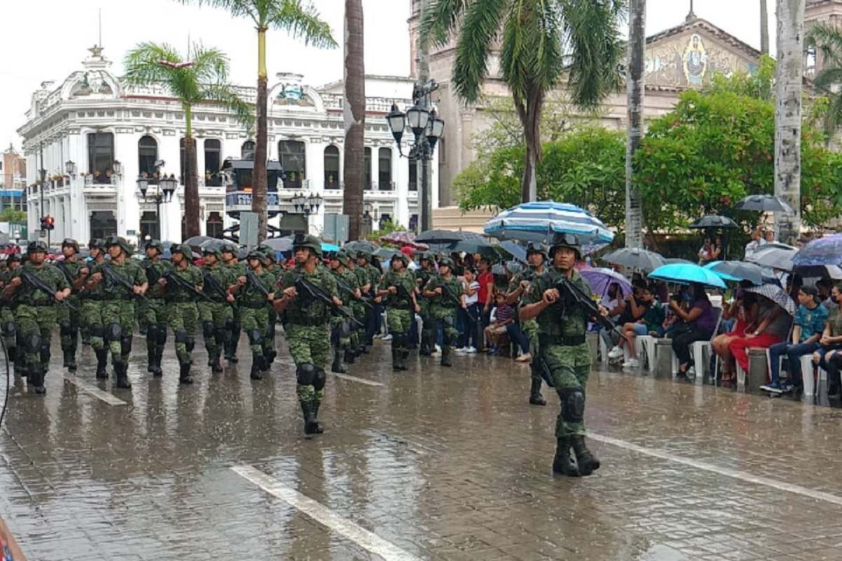 desfile de Independencia en Tampico