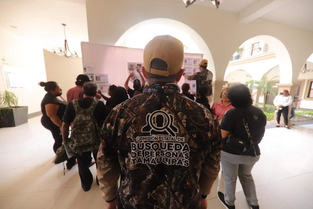 Colocaron boletines de búsqueda