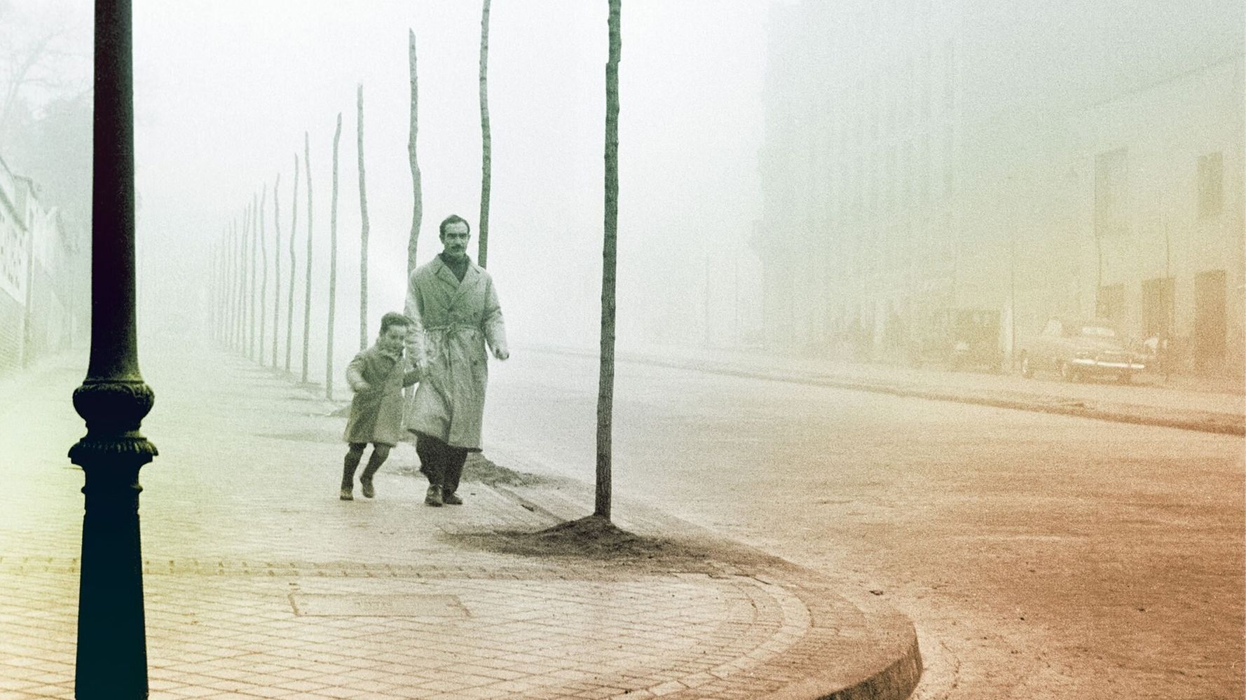 Tras encontrar esto, sonreí y entendí que no todas las culturas tenemos las palabras exactas y pues, a falta de palabras, miradas.