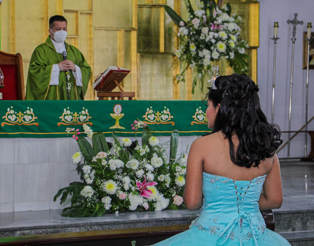 jovencitas que están en la Casa Hogar