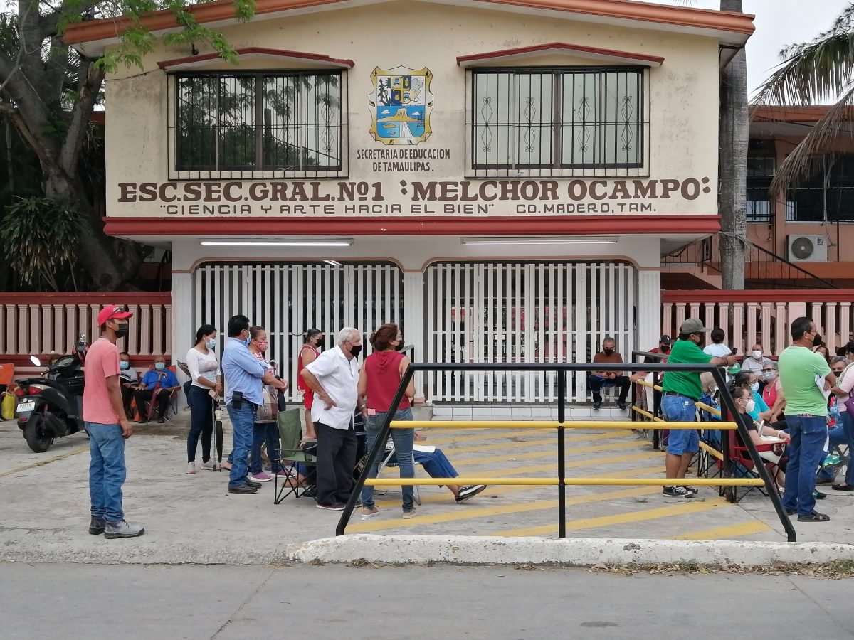 Jóvenes vandalizaron la Secundaria