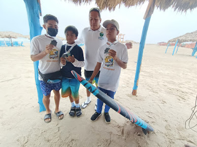 Niños de escasos recursos que practican