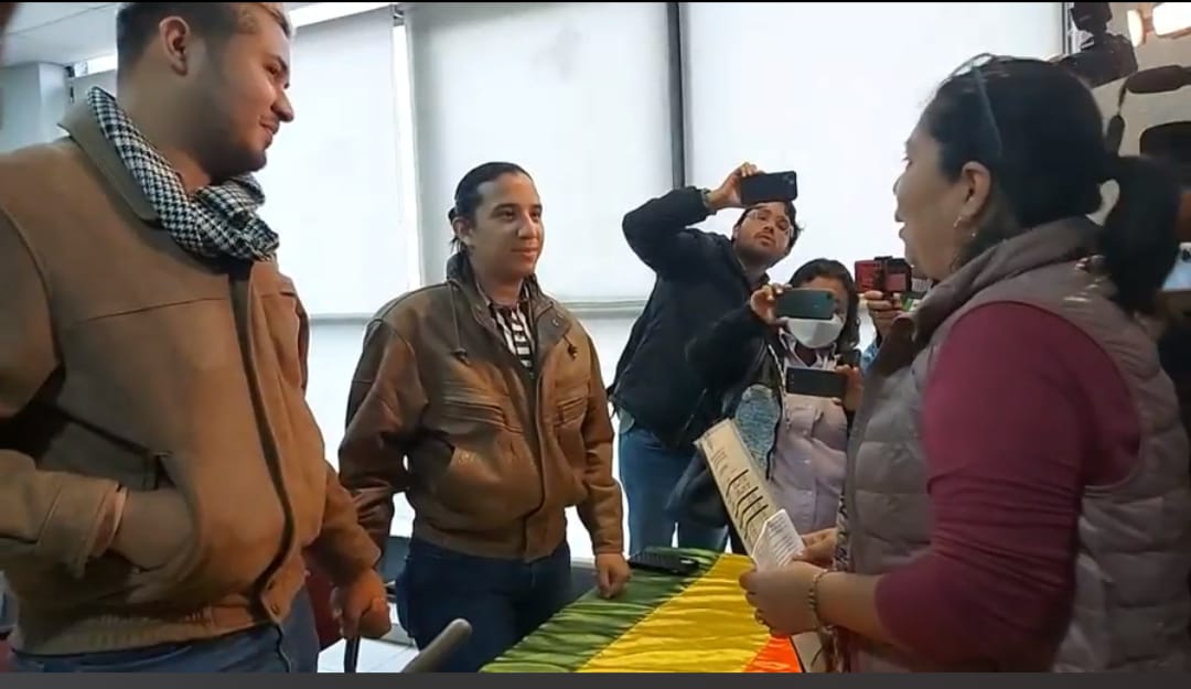 Pareja del mismo sexo