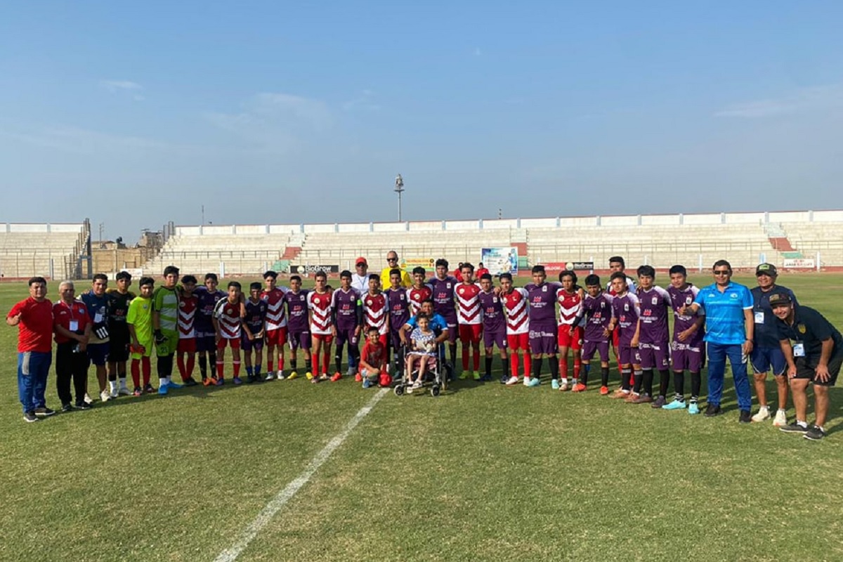futbolistas en Perú