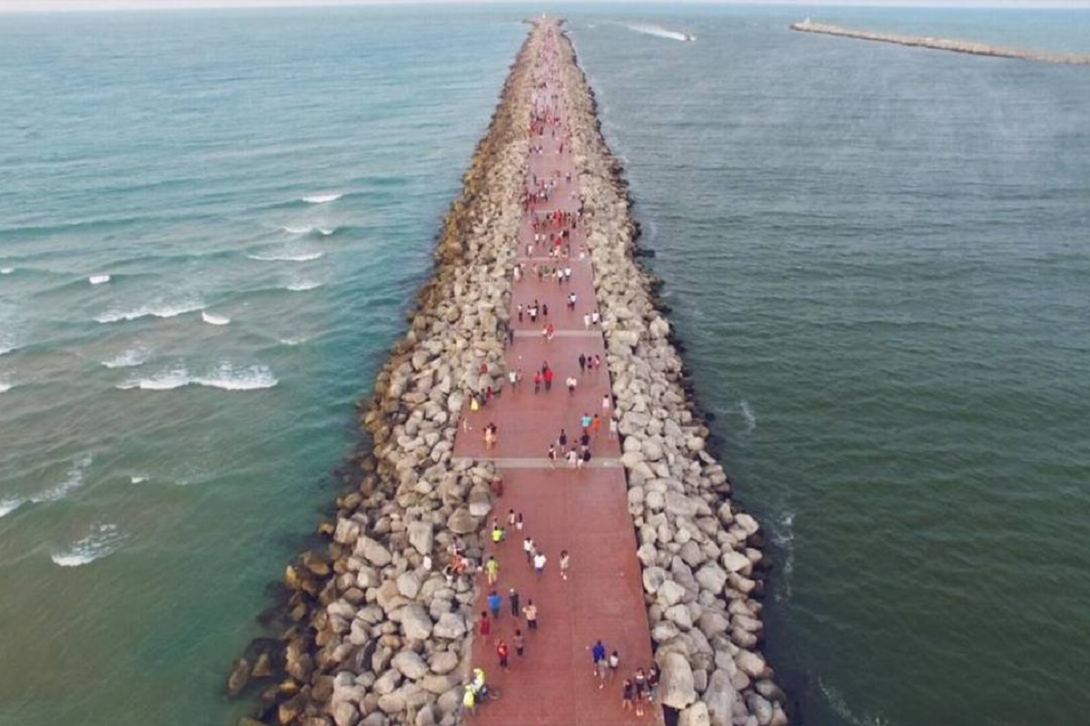 escolleras Playa Miramar