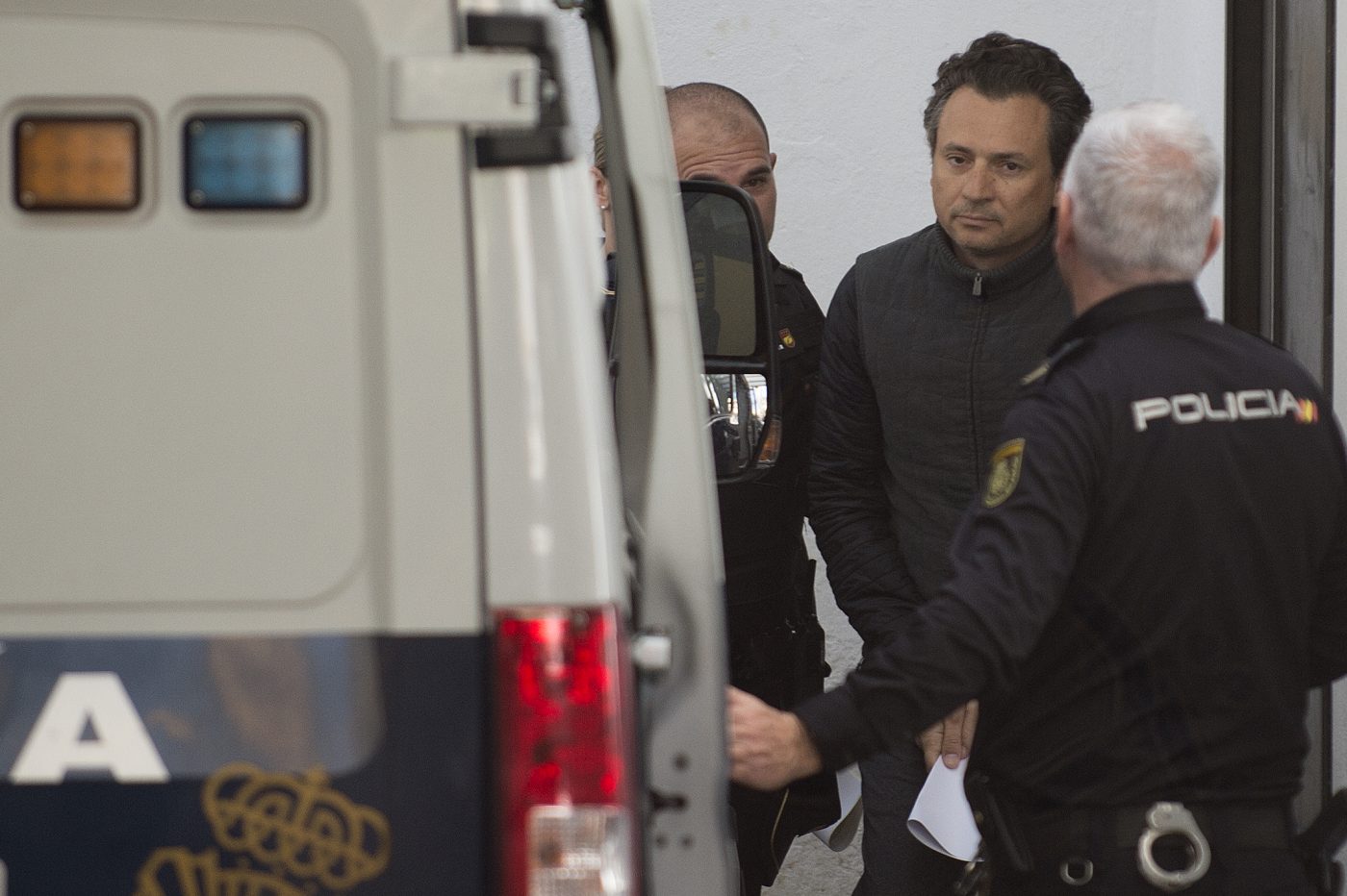 Nuevamente, la periodista Lourdes Mendoza se fue contra el exdirector de PEMEX y ahora acusa el trato preferencial hacia Lozoya en prisión.