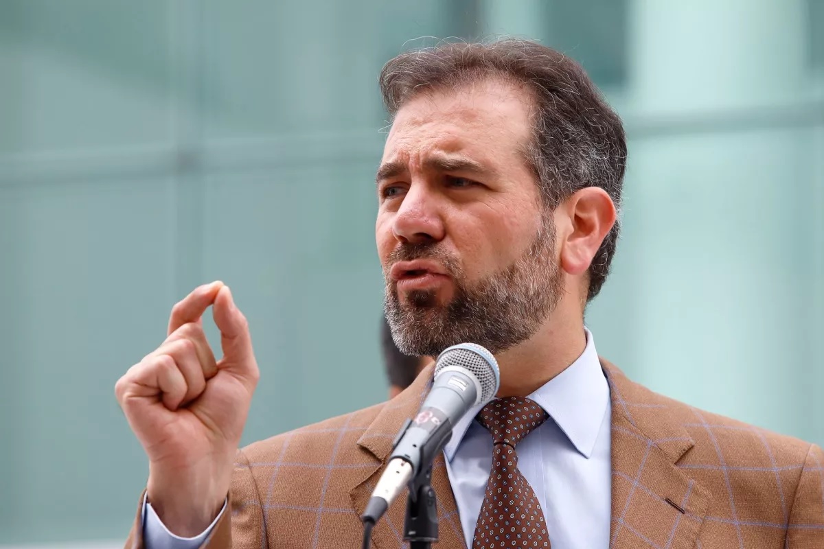 Plan B Lorenzo Córdova