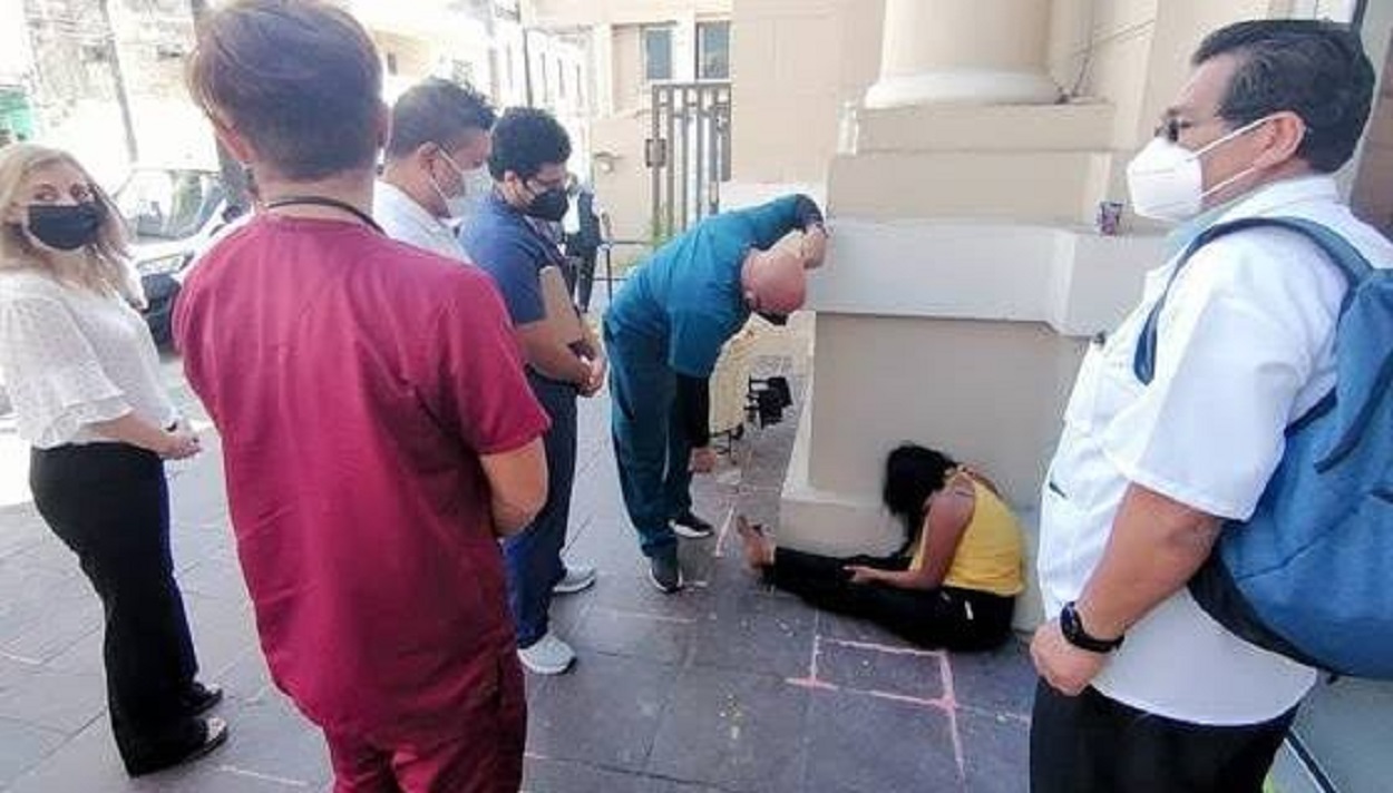 Dan de alta del psiquiátrico a Alicia