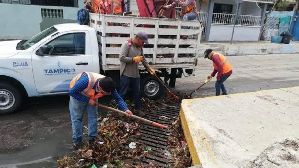 Servicio comunitario en Tampico