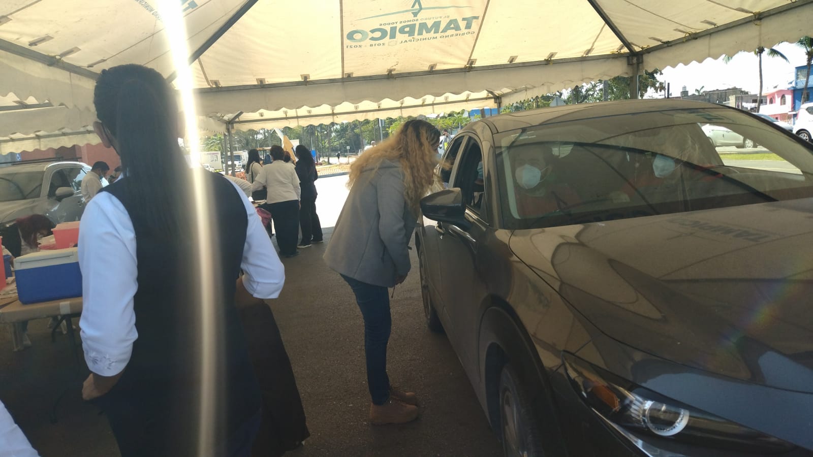 Vacunan a 500 contra la influenza