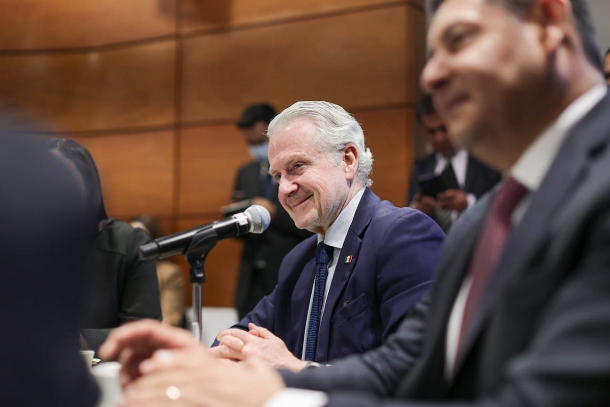 Santiago Creel Plan B