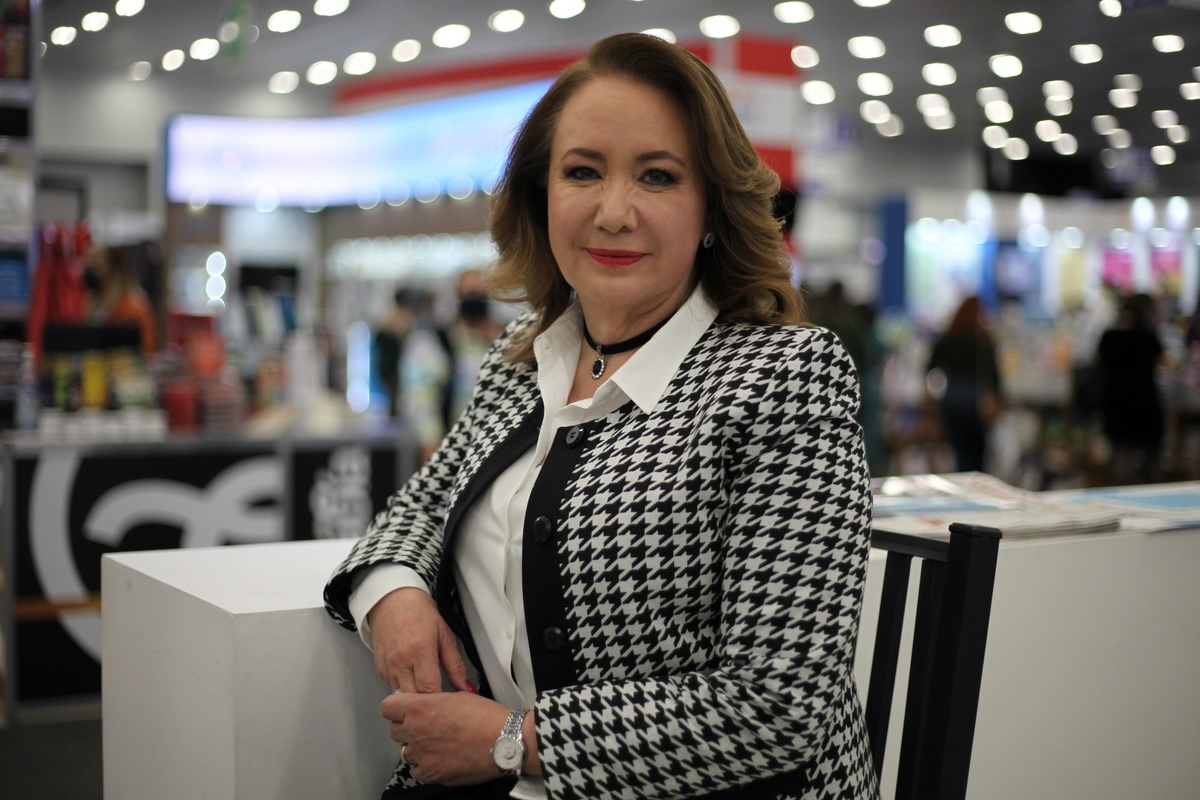 Yasmín Esquivel Mossa