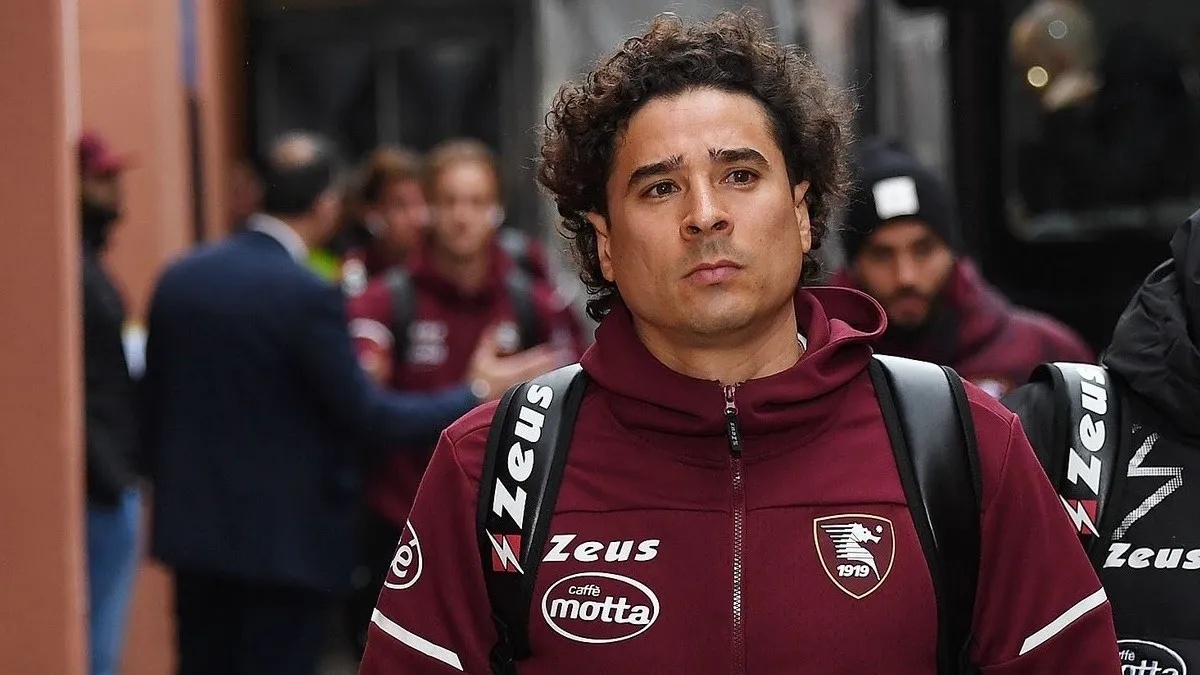 Ochoa banca con Salernitana