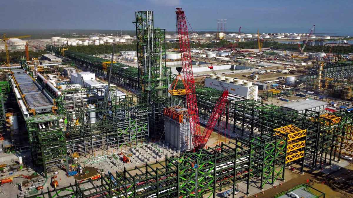 Auditoria identifica irregularidades en la refinería de Dos Bocas y emite observaciones por 384.6 millones de pesos.