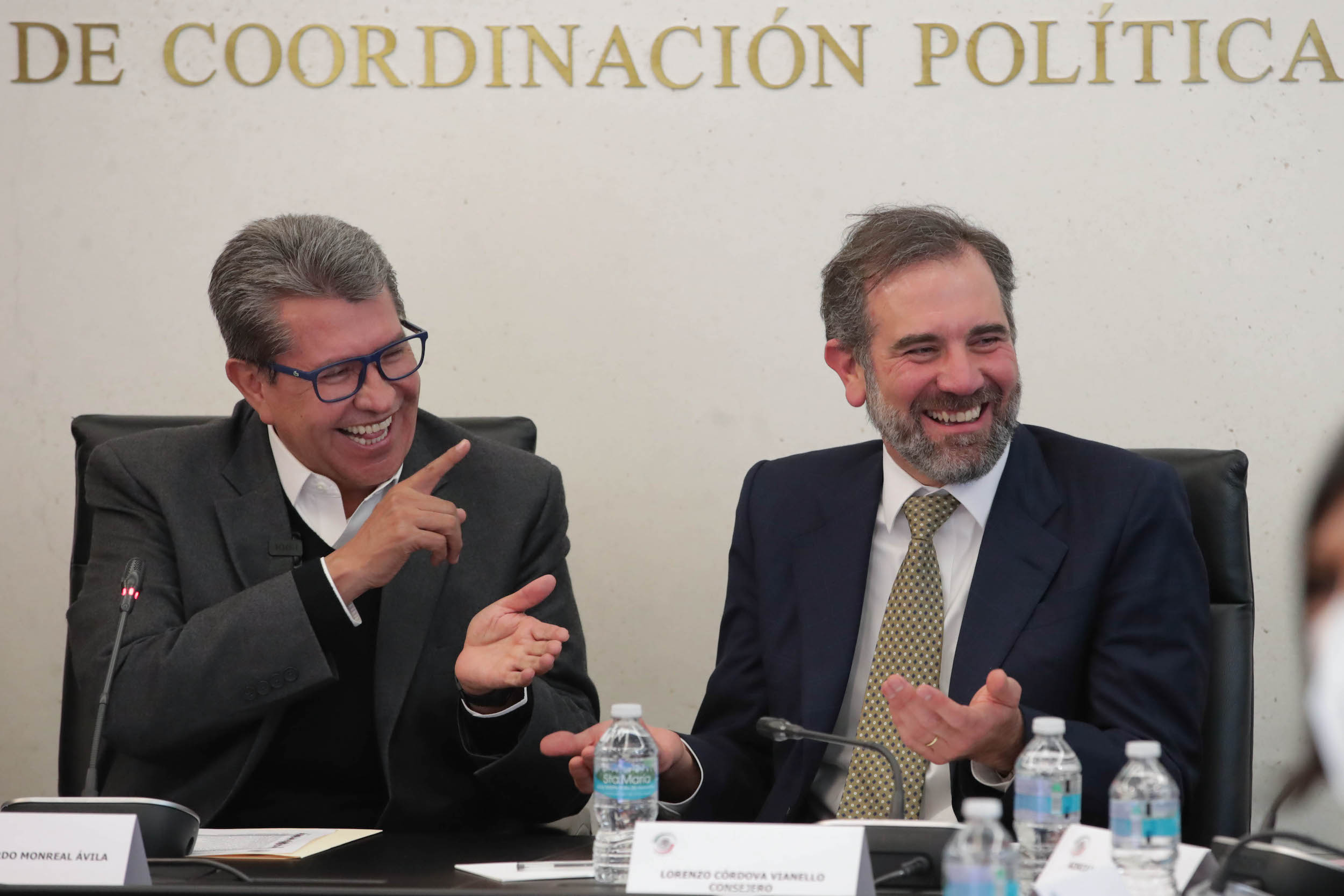 De avalarse Plan B, la elección presidencial de 2024 podría anularse, advierten los técnicos del INE desde el Senado.