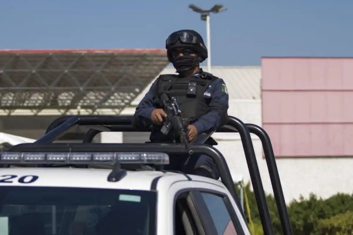 policías en México