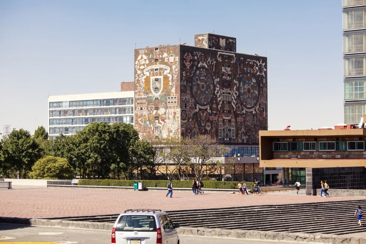 UNAM títulos