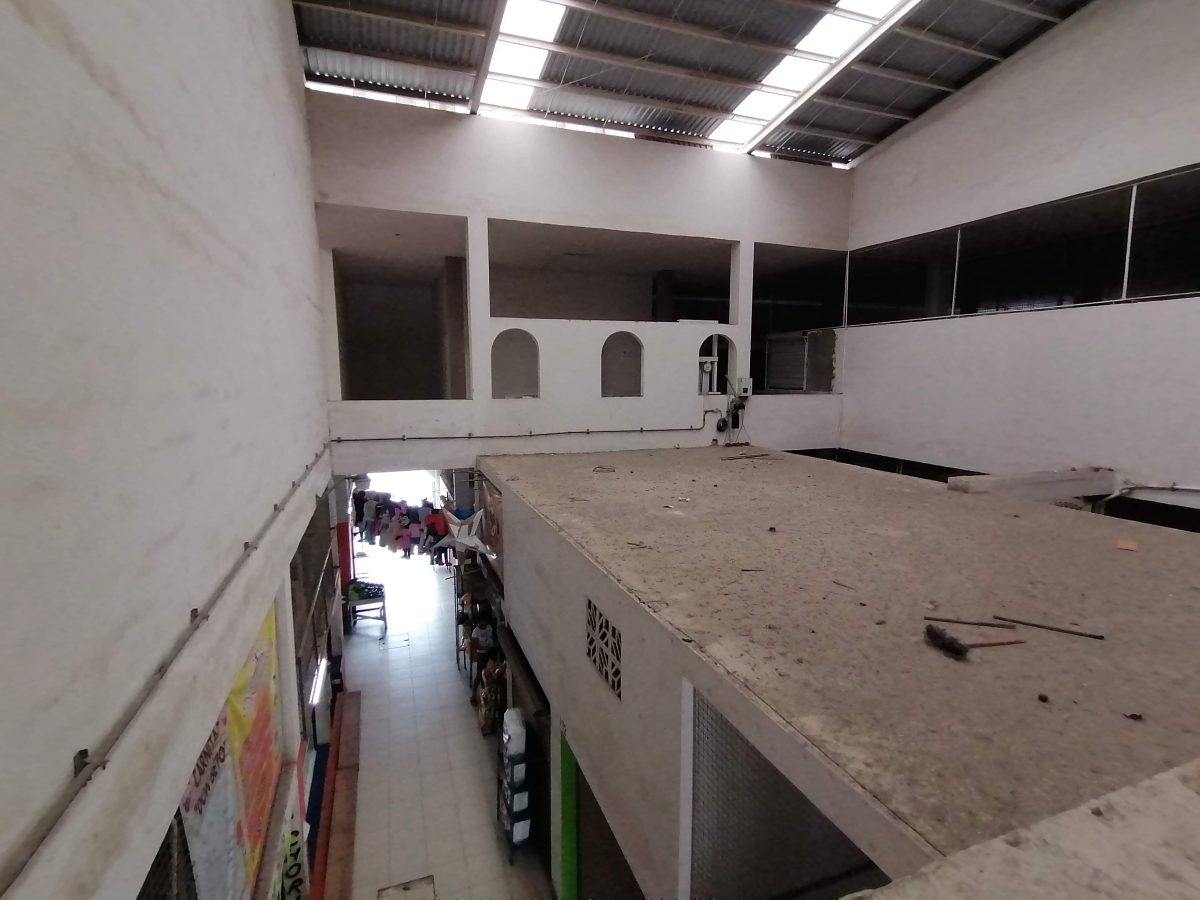 Comerciantes insistirán en que más dependencias