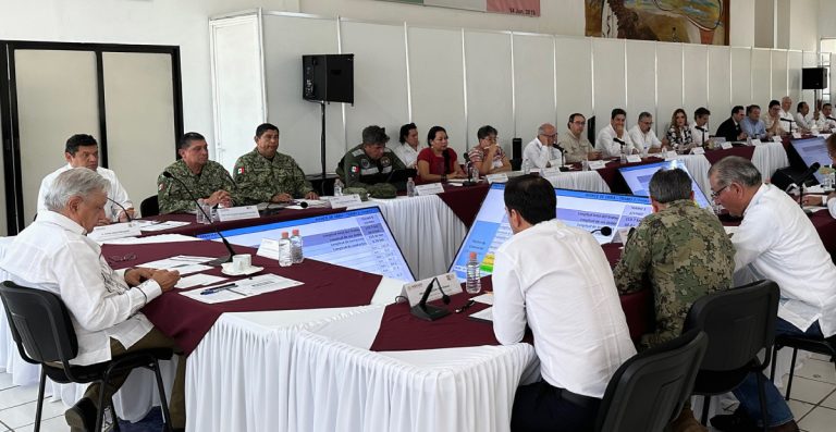 AMLO reitera que el Tren Maya se inaugurará en diciembre de este año. "Continúa inamovible la fecha", asegura.