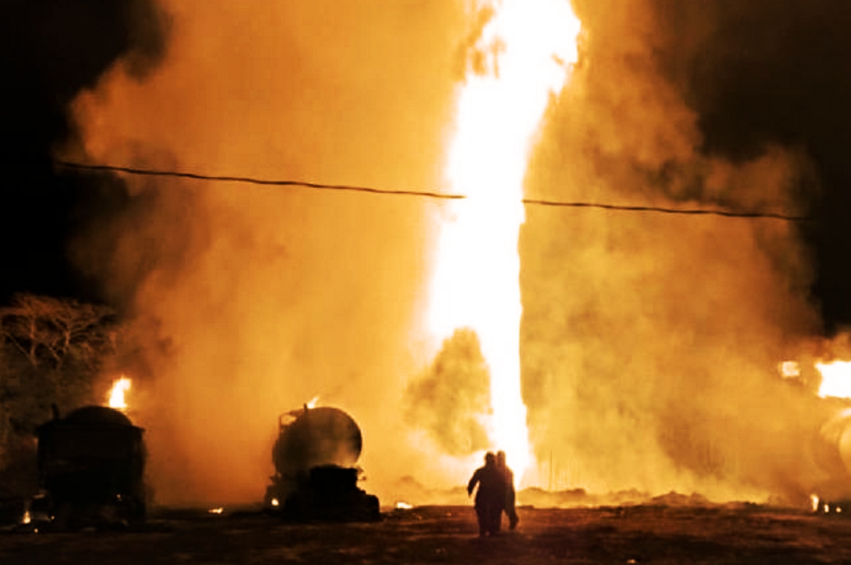Explosión en toma clandestina de ducto
