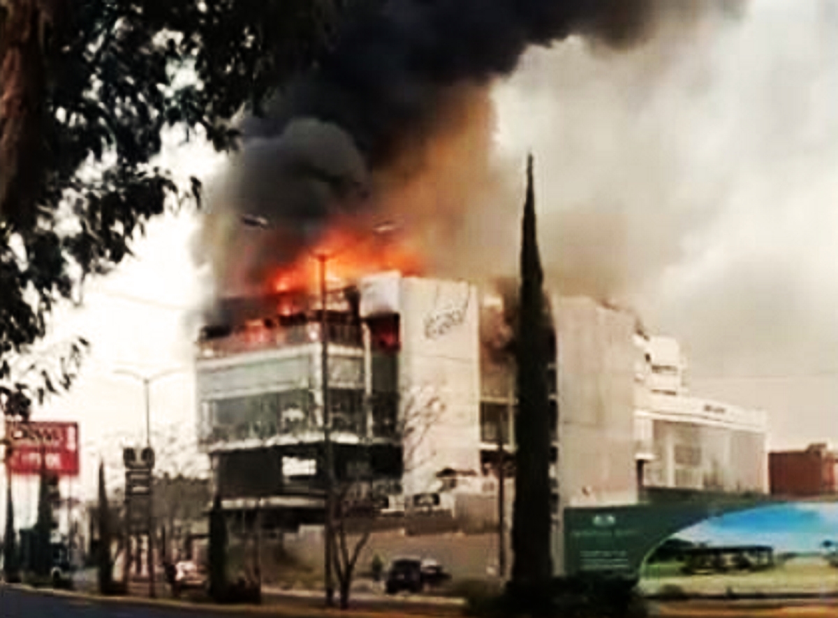 Se incendian tres bares en Morelia