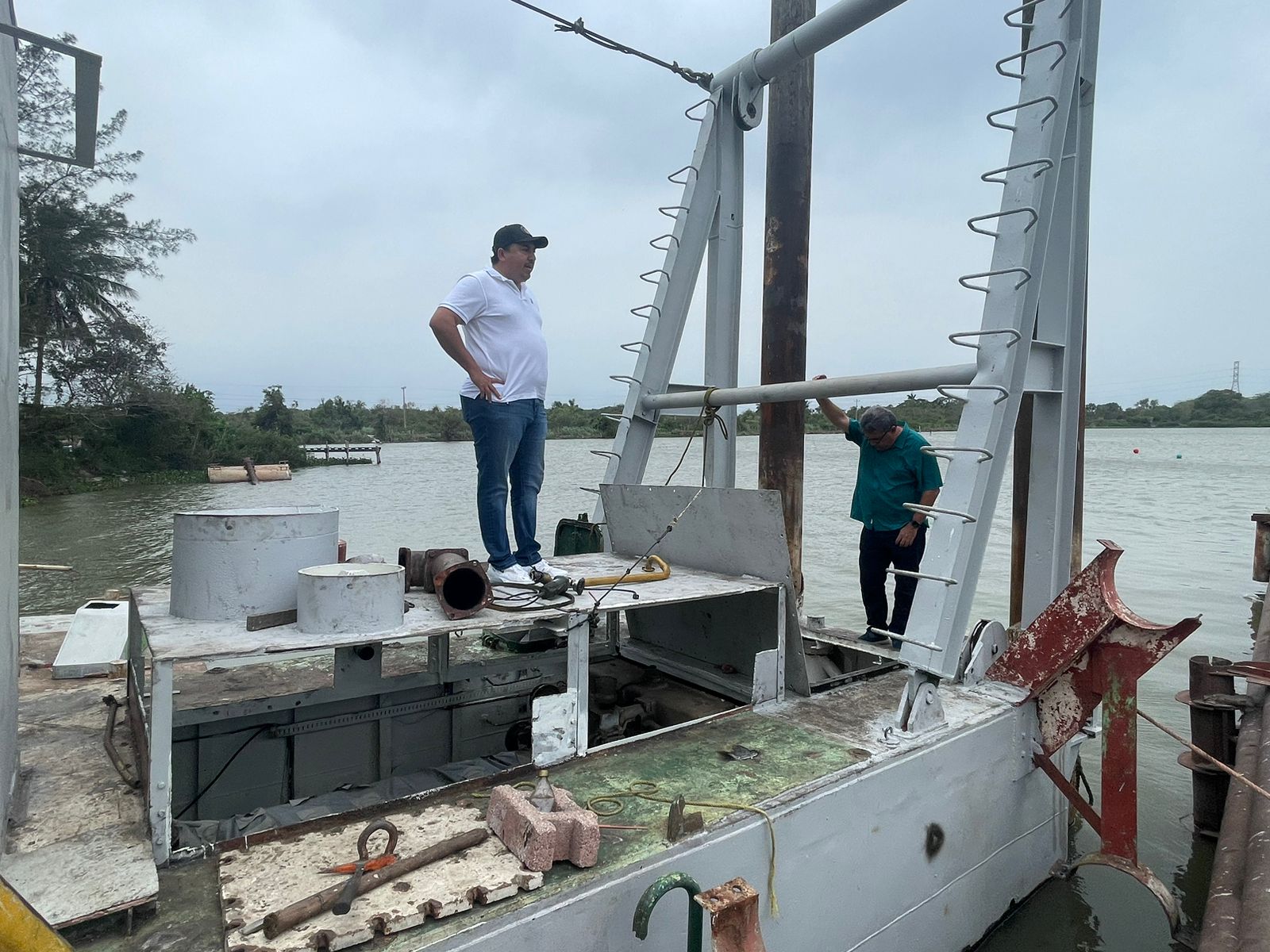 Serán dos dragas las que realicen