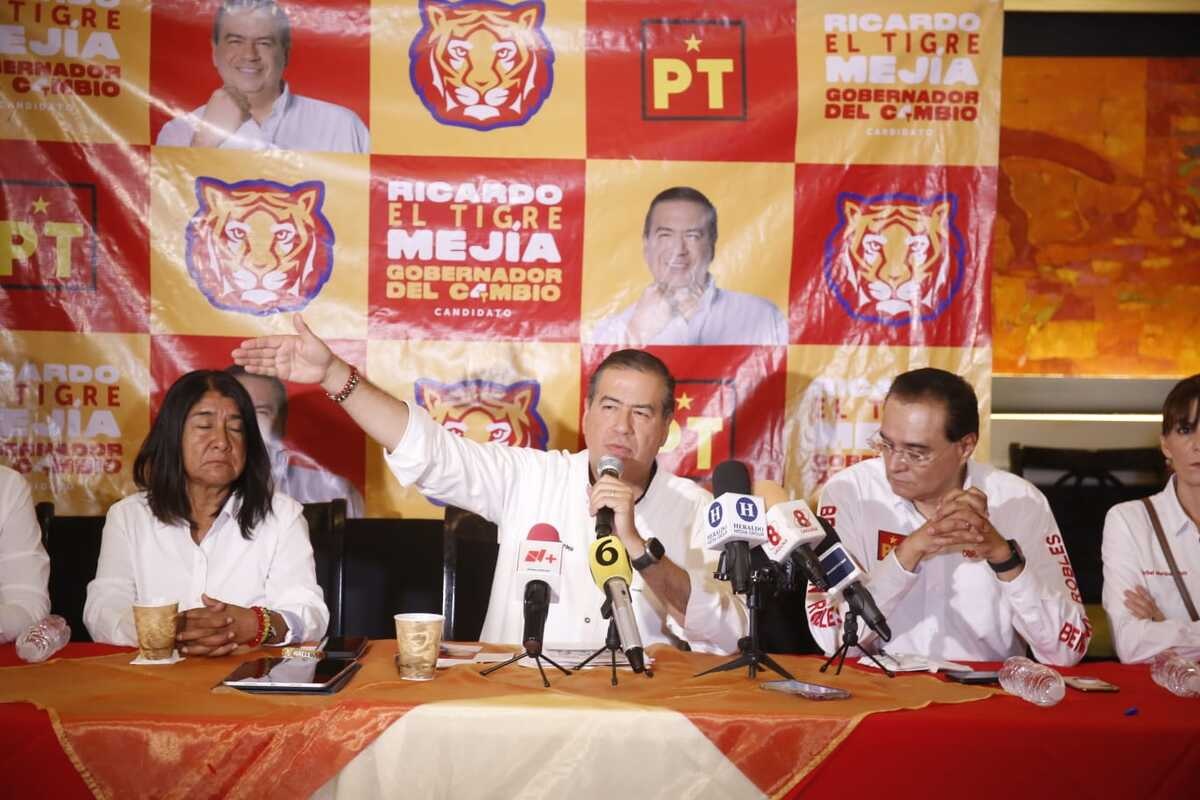 AMLO y Ricardo Mejía