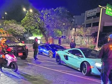 En ataque armado asesinan al hijo del fiscal de Santo Domingo Tehuantepec, Oaxaca, Maurilio Cruz Ríos. Fue baleado mientras iba en motoneta.