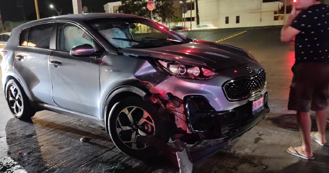 Sujeto alcoholizado provoca choque