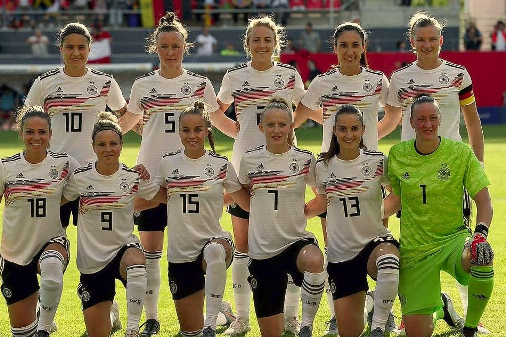 Mundial Femenil jueves 3