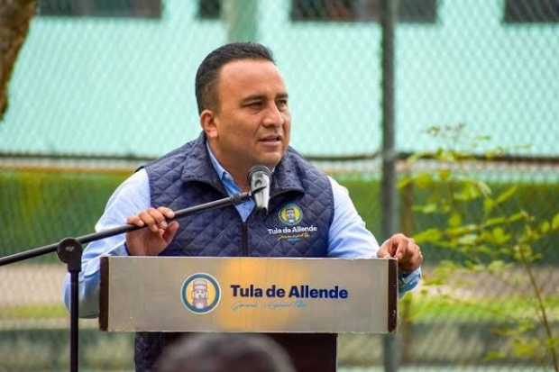 Detienen a alcalde de Tula, Hidalgo, vinculado a "estafa siniestra" e irregularidades de más de 60 millones de pesos.