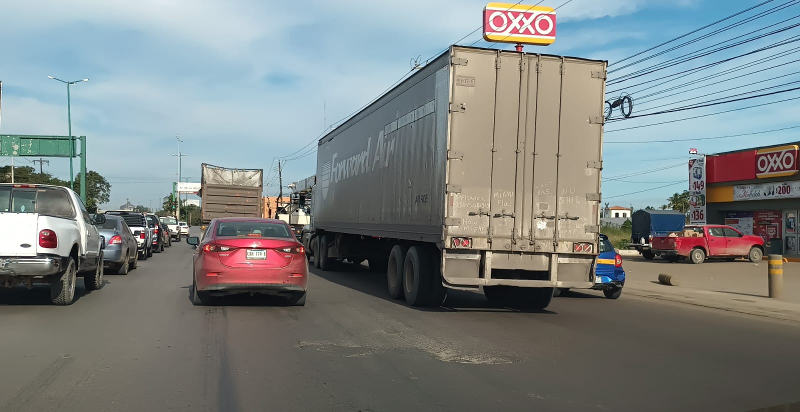 Reencarpetado de la Avenida de la Industria