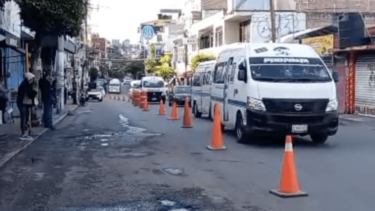 Los Tlacos y Los Ardillos