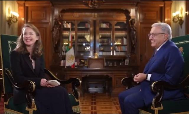AMLO anuncia entrevista con Inna Afinogenova. Desde 2023, la periodista rusa es colaboradora de Canal Red, de origen español.