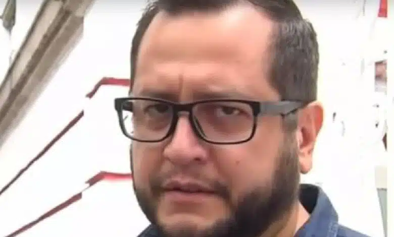 Hijo mayor de AMLO denuncia filtración de número telefónico en redes sociales. "¿Qué tengo que ver yo con todo esto?", cuestionó.