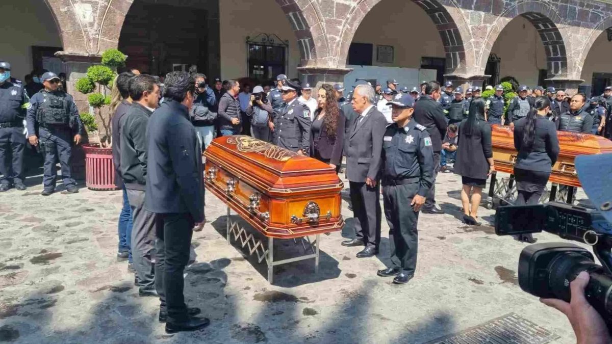 Policías municipales