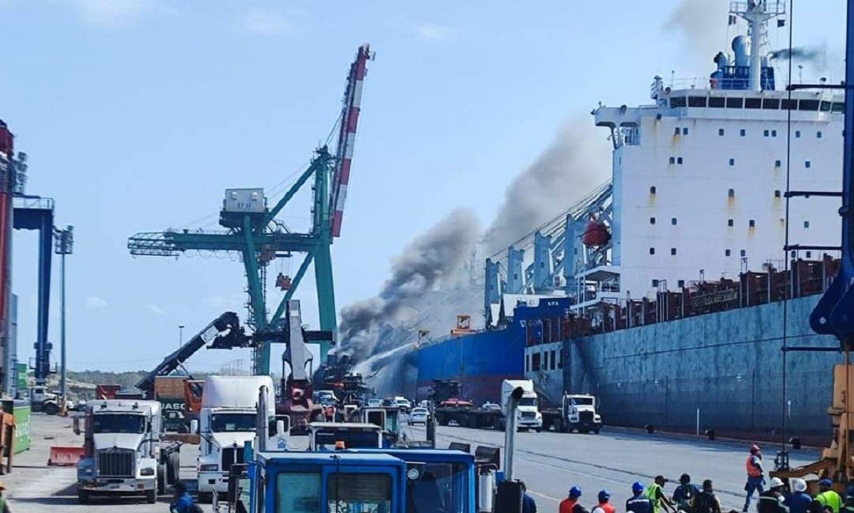 Una grúa se incendió