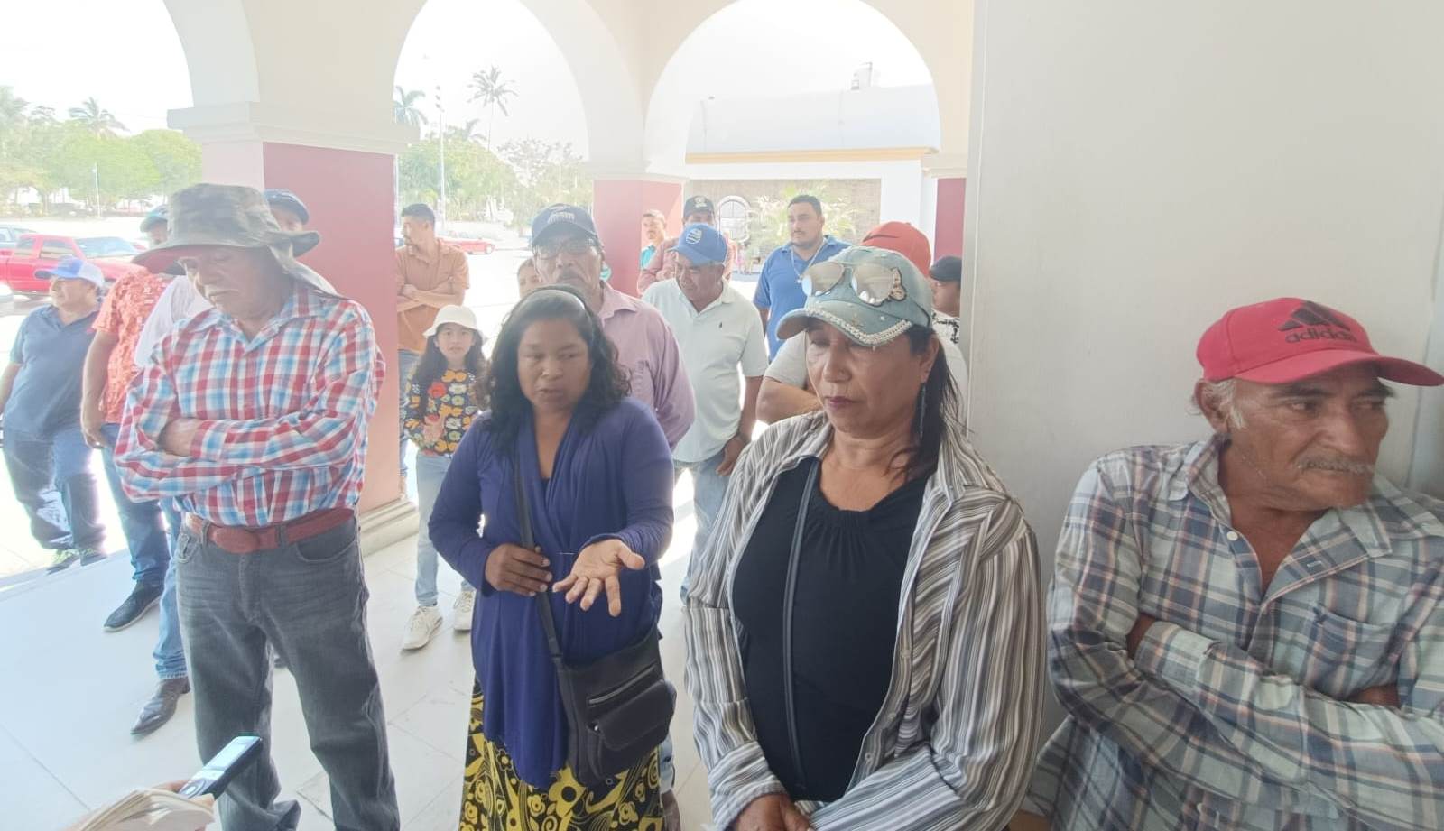 Sequía en Champayán dificulta transporte