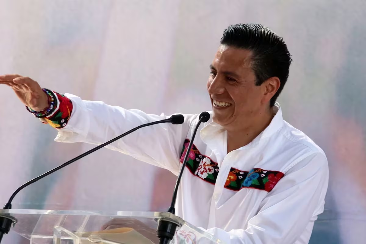 hermano Cuauhtémoc Blanco