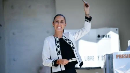 Biden y Trudeau felicitan a Sheinbaum por su triunfo en la elección presidencial y se pronuncian por trabajar en conjunto.